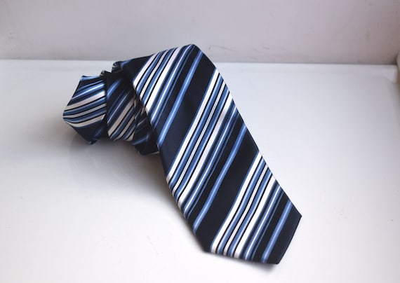 Vintage Giro Moda Tie Blue White Striped  Necktie… - image 1