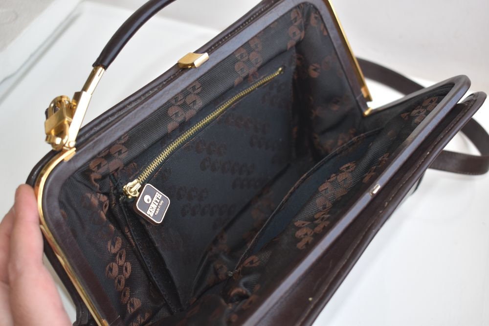 Vintage Zenith Italy Brown Genuine Leather Crocodile Pattern Vintage Zenith Italy Brown Genuine Leather Crocodile Pattern