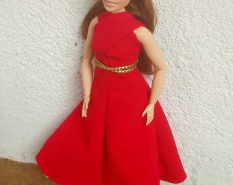 Vestido halter de lino para muñecas de moda con curvas de 11,5 pulgadas.