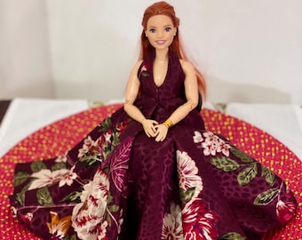 Bordeaux Blumen Seide Abendkleid für Curvy Fashion Doll