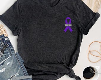 Bauchspeicheldrüsenkrebs-Team-Unterstützungs-Shirt, Lila Band-Bewusstseins-T-Shirt, Cancer Support Squad, passende Familienhemden, Krieger-Geschenk, Unisex-T-Shirt