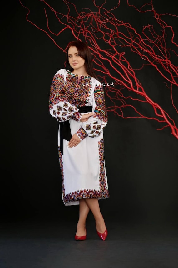 square neck long sleeve white dress Zapaka Women Bodycon Engagement Dress Ivory Square Neckline Long Sleeves  Mini Wedding Reception Dress – ZAPAKA main image 0