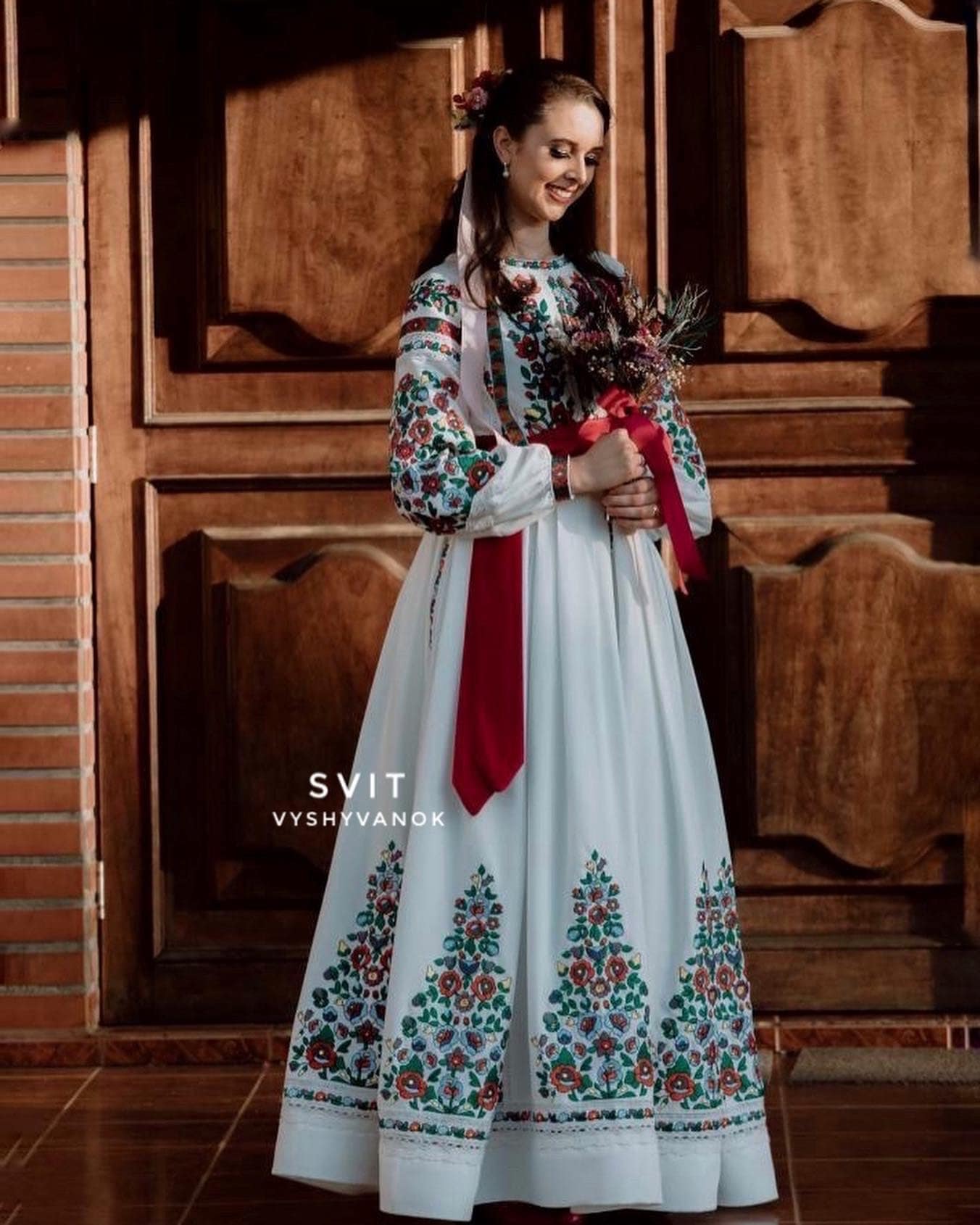 Ukrainian wedding set Flower Dress Embroidered exclusive Dress Caftan Chic Nationale Ukrainian Vyshyvanka Dresses Custom Clothing Bohemian