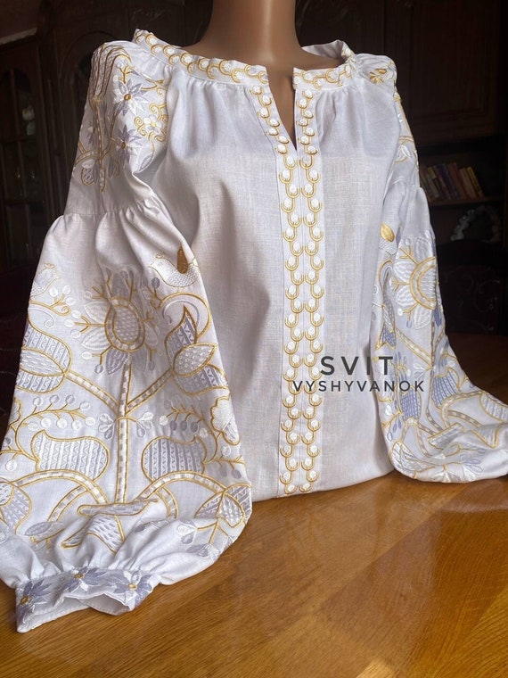 Blusa bordada con detalles de hilo blanco y dorado blusa brillante Blusa blanca Camisa de flores Ropa Boho ropa de lino regalo para ella Etsy Mexico
