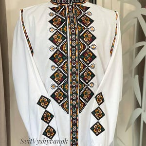Ukrainian embroidered Vyshyvanka shirt, ethno shirt for men,Vyshyvanka,Ethnic Shirt,Traditional clothing,Colorful Men&#39;s shirt,stage clothes.