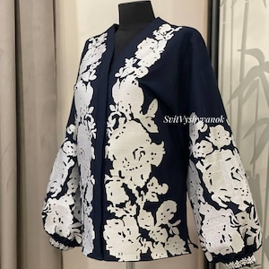 Embroidery flower blouse Gift for Her, Gift for Wife, Embroidered blouse vyshyvanka, Bohemian ethnic shirt, Boho chic, Linen blouse