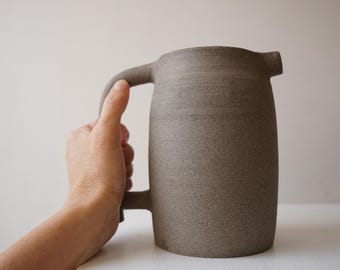 Clay jug: a hot and cold pitcher perfect for water, tea, coffee and cacao ceremonies