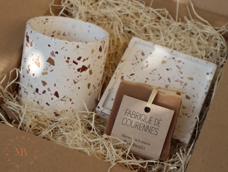 Coffret Cadeau Mia Terrazzo x Fabrique de Courennes 100% fait-main set de salle de bain en terrazzo et son savon artisanale personnalisable image 1