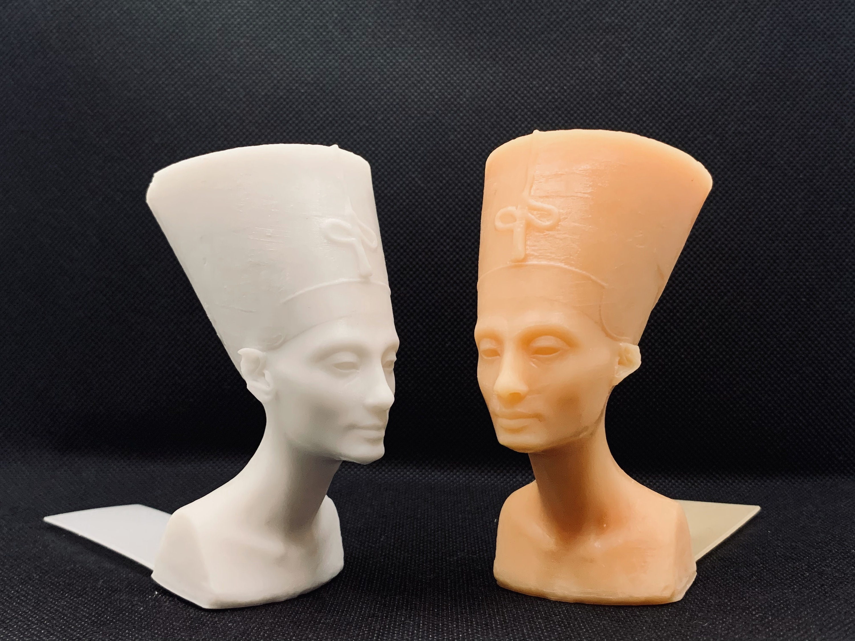 Serre Livre Style Égyptien Buste de Nefertiti