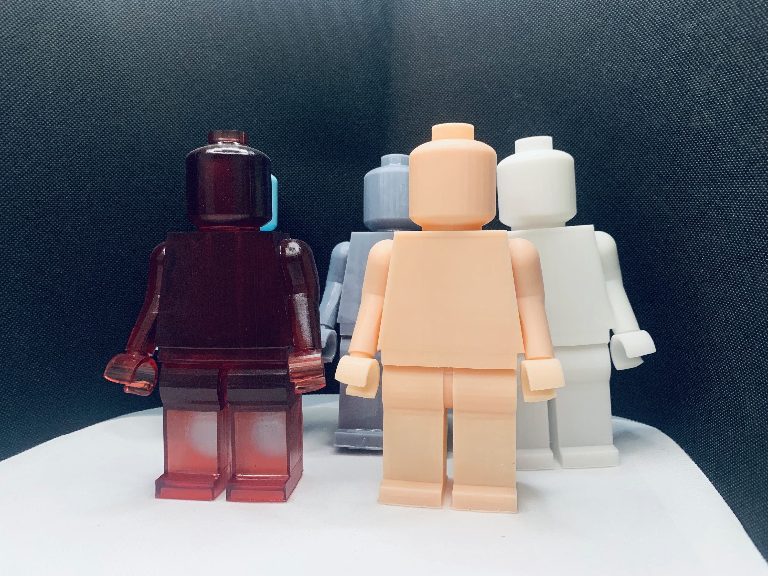 Mini Figurine Géante | 15cm en Résine