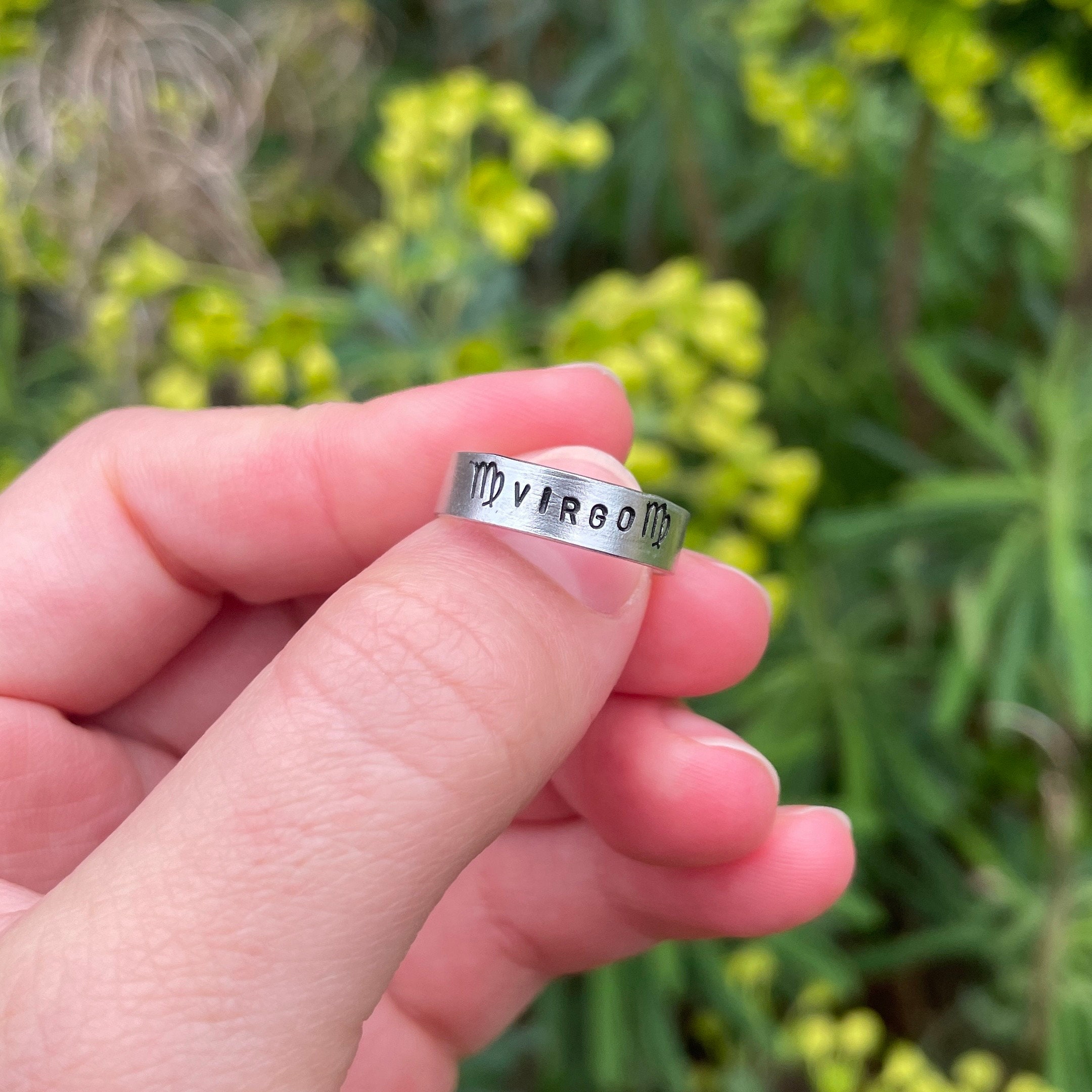 Personalised Zodiac Sign Rings in Gold or Silver - Etsy