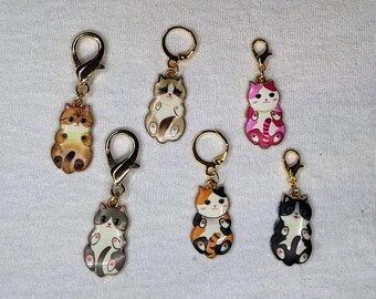 Cats - Set of 6 Stitch Markers -  Cats lying down