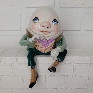 Humpty Dumpty Statue - Etsy