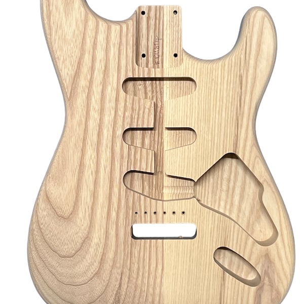 Stratocaster Guitar Body  / Ash 1011ST4