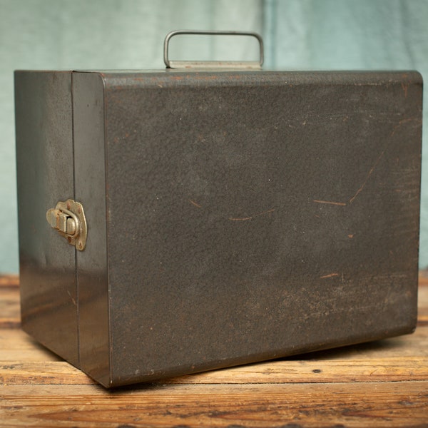 Vintage Gray Metal Storage Box, 11 x 8.75 x 7.5, Latching Closure, 3 Compartments, Industrial Chic Home Decor, Steampunk