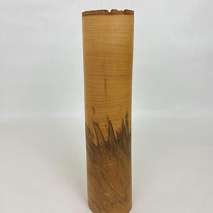 Wooden vase - beech