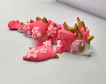 Drago Sakura stampato in 3D: giocattolo articolato con uovo portaoggetti