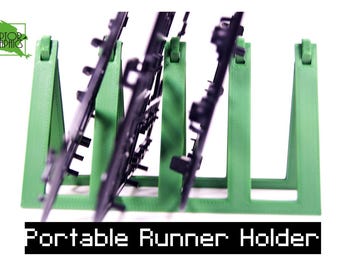 3D Printed Foldable Runner Holder: Model Kit Organizer