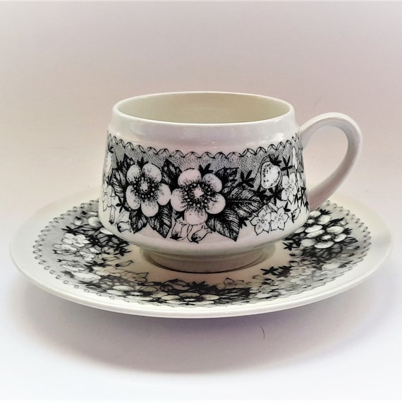 Arabia Finland TALVIKKI Coffee Cup & Saucer From the 1970s