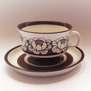 Arabia Finland KATRILLI TEACUP & Saucer Set from 1970s Made in Finland Design Esteri Tomula and Ulla Procopé RARE
