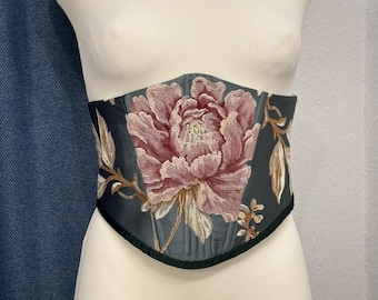 Korsetriem.  Renaissance korsetriem, korsettenriem voor dames. Riem voor onderborstkorset. Jurkriem