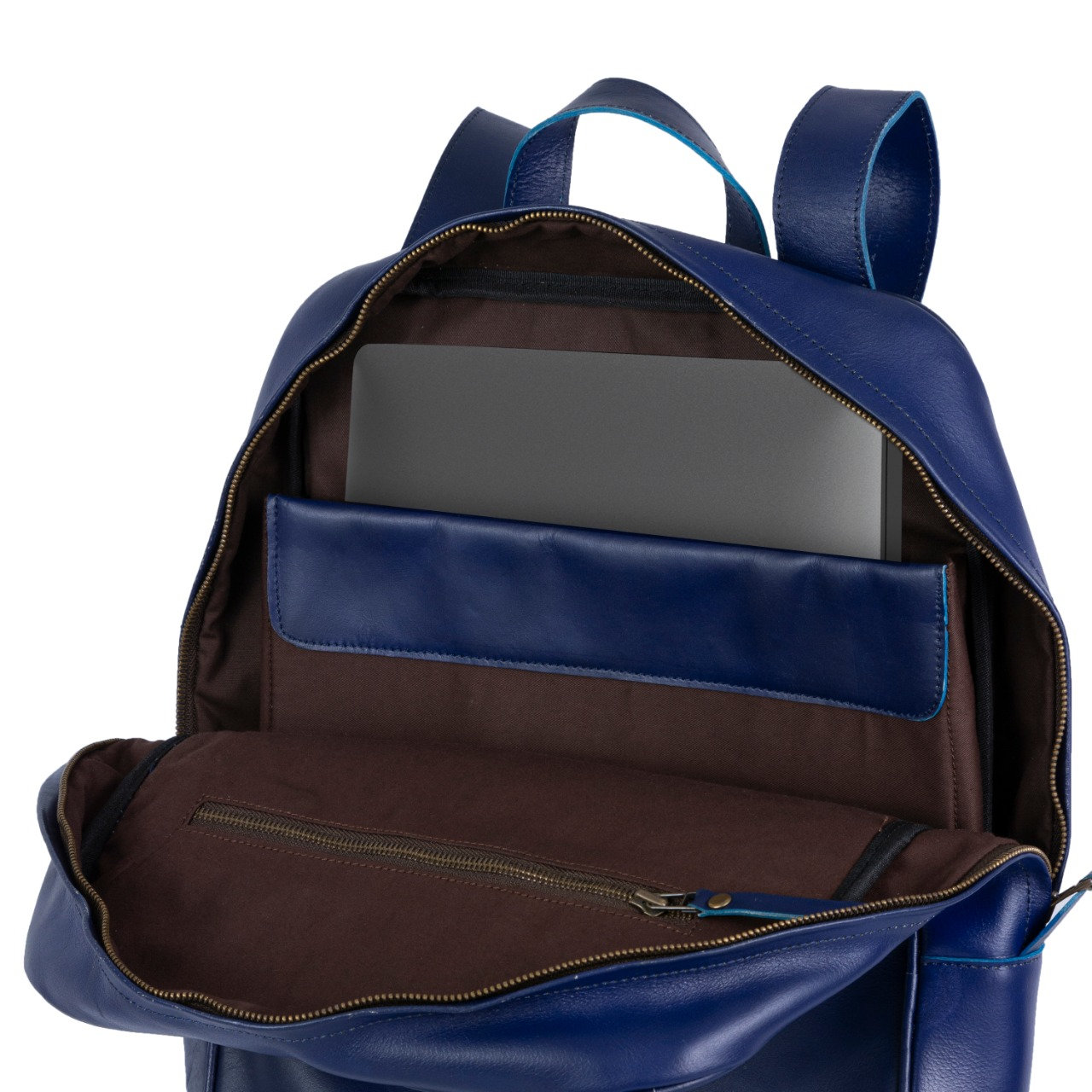 louis vuitton backpack christopher white black Pre-Owned MM Designer Waxed Canvas Backpack Price:$25 - $50 Color:Clowns Face chopper The christopher mm backpack