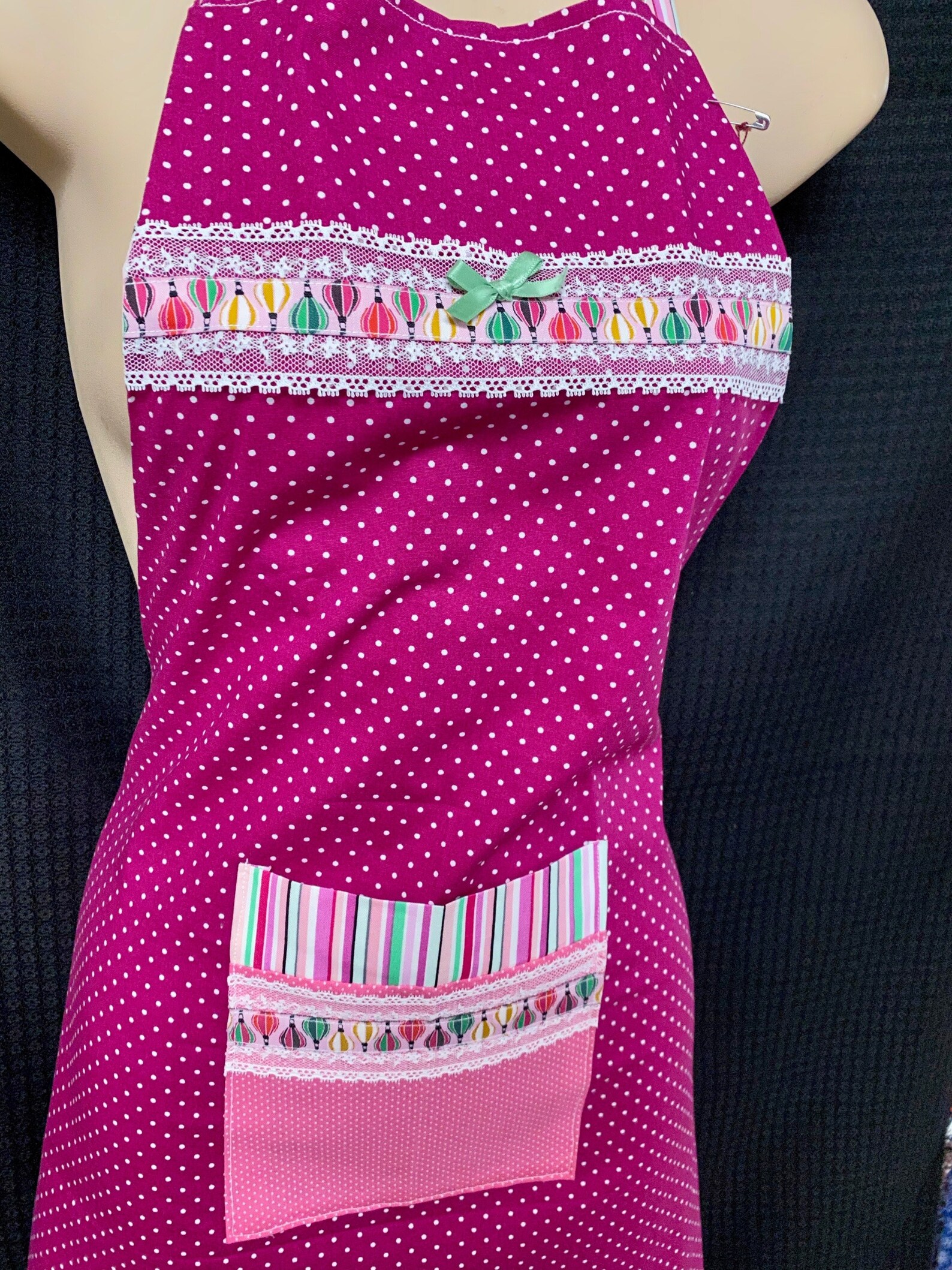 Bonito apron rosa, apron de cocina de mujer reversible con bolsillo en