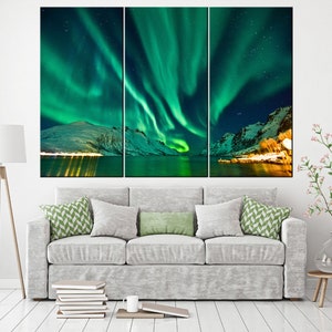 Green Aurora Canvas Print: Northern Lights Night Sky Wall Art
