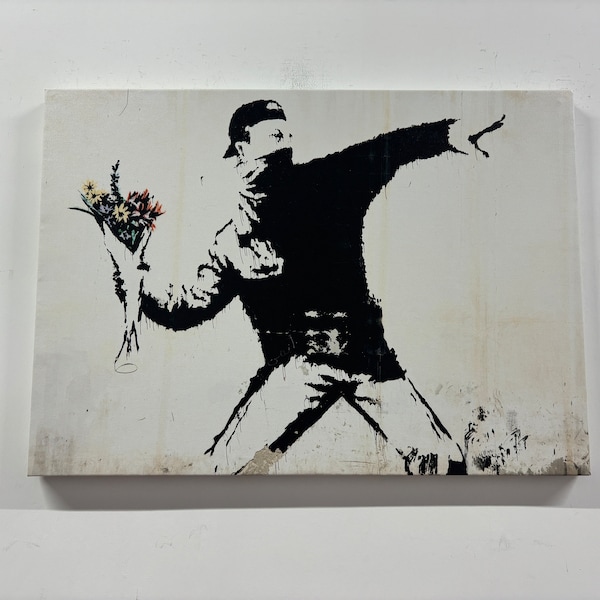 Banksy Art, Throwing Flowers Street Art, Banksy Décor, Banksy Print, Street Art Decor, Graffiti Art, Banksy Flower Bomber, Anarchy Graffiti