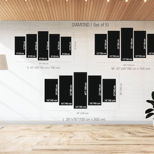 Puede incluir: Un diagrama que muestra diferentes tama&ntilde;os de un conjunto de cinco impresiones en lienzo llamado "DIAMOND". Los tama&ntilde;os est&aacute;n etiquetados como "S", "M" y "L" con medidas en pulgadas y cent&iacute;metros. El conjunto est&aacute; disponible en tres tama&ntilde;os: 22" x 39" (55 cm x 100 cm), 32" x 59" (80 cm x 150 cm) y 39" x 78" (100 cm x 200 cm).