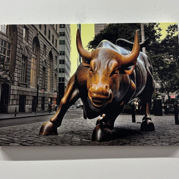 Bull Canvas, Charging Bull Statue, Wall Street Art, Bull Wall Art, Bull Décor, Motivational Gift, New York Bull, Bull Print, Bedroom Canvas