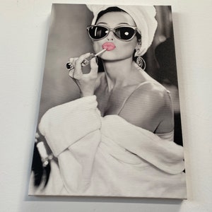 Audrey Hepburn Style Art, Audrey Hepburn Make Up Canvas Print, Audrey Poster, Hepburn Pink Lips, Pop Art Home Decor, Iconic Wall Art Canvas