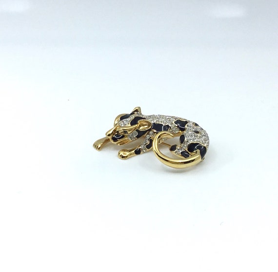 Vintage leopard/cheetah brooch