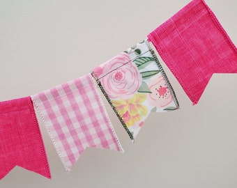 Pink Gingham Floral Mini Banner, Spring Decor