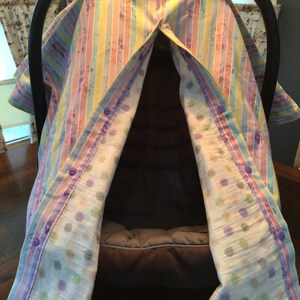 Reversible Infant Car Seat Canopy: Peek-a-boo Opening, Easy Snap Handles