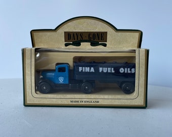 Lledo Diecast Model 1935 Ford Tanker - Fina Fuel Oils - No. 62002