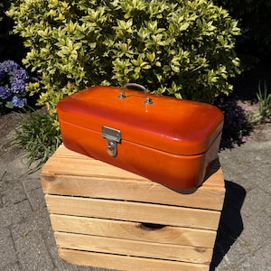 Vintage Enamel Bread Box, Bright Orange Flamed Storage Container, Farmhouse Style Decor, Mid Century Kitchenware, Interior Gift Ideas