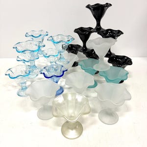 Vintage Italian Ice Cream Glasses, Footed Dessert Cups, Mid-Century Glassware, Retro Drinkware Set, Classic Kitchen Decor, Made in Italy
