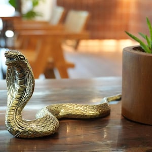 Vintage Solid Brass Snake Cobra Statue - Antique Bronze King Cobra Brass statue for Gift and Decor