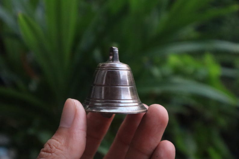 5 Pieces - 3.5cm Vintage Solid Brass Bell for Home and Pets - Antique Small Bells image 2