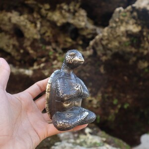 Vintage Brass Yoga Turtle Statue: Antique Animal Decor