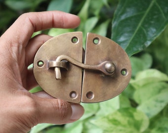 Antique Solid Brass Latch with Hook, Oval Design (Set of 4)