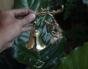 Vintage Brass Door Bell – Antique Style Entryway