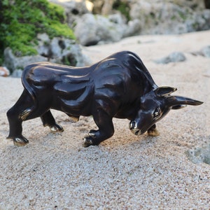 Vintage Solid Brass Bull Statue - Antique Heavy Bronze Buffalo Figurine for Table Decor