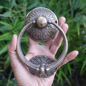 Heurtoir de porte vintage en laiton massif - Fini brun antique