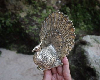 Vintage Brass Peacock Statue: Table Decoration