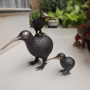 Mom with 2 kids - Set  Bronze Kiwi Bird sculpture  , Animal Figurine , Bronze Kiwi Statue , Birth day Gift , Decoration , Gift