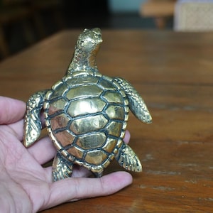 Vintage Brass Sea Turtle Figurine: Antique Animal Statue