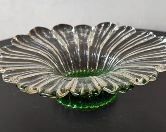 Kumela glass "Auringonkukka" bowl signature by Kaj Blomqvist made in  Finland