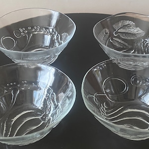 Oiva Toikka Nuutajärvi Pioni bowls 4 pcs set